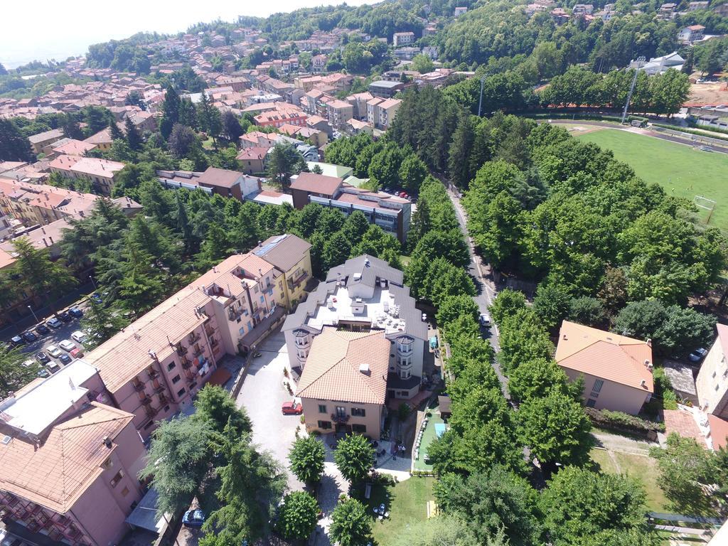 Hotel Fabbrini Abbadia San Salvator Exterior photo